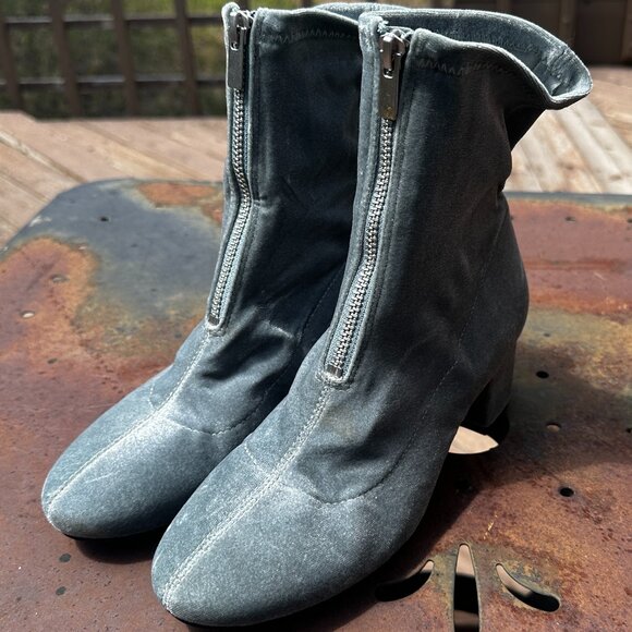 RARE EUC H&M Divided Crushed Velvet Zip-Up Ankle Boots - Picture 1 of 9